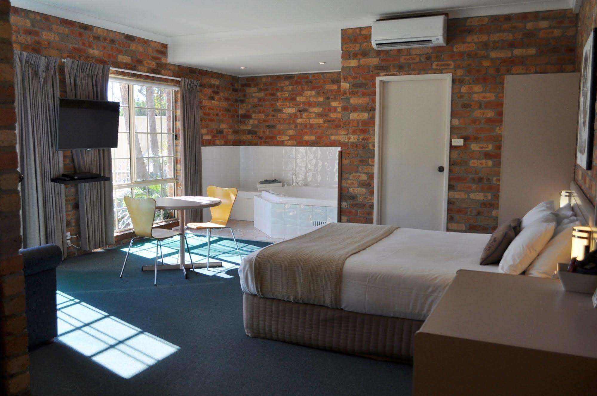 Mollymook Surfbeach Motel & Apartments Zewnętrze zdjęcie
